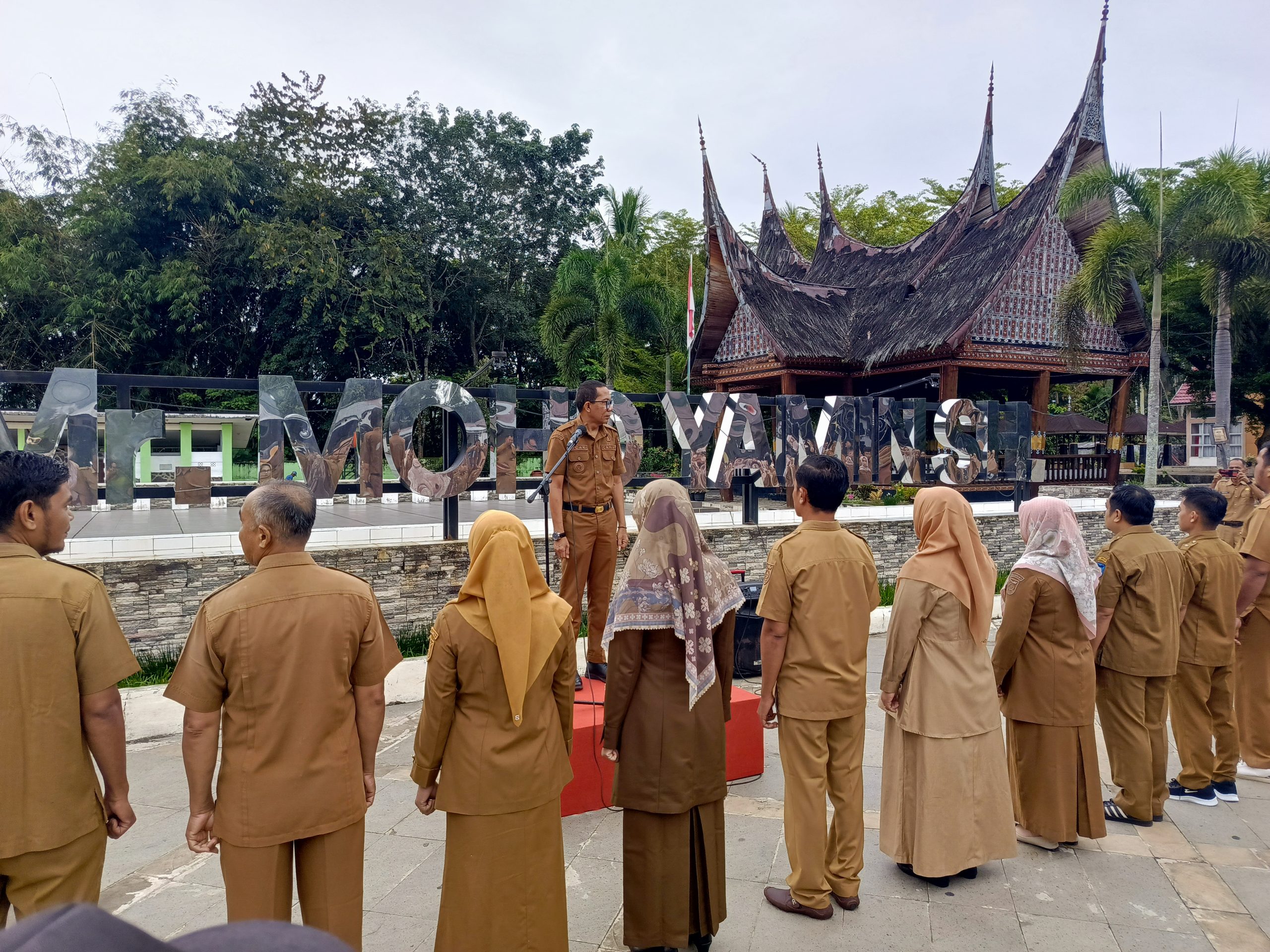 Apel Tingkat Kecamatan Talawi, Camat Tekankan Disiplin hingga Waspada Penipuan